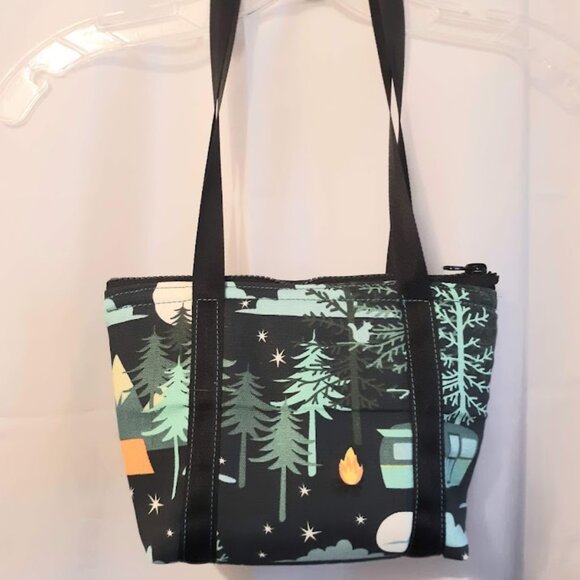 New Camping Tress theme Travel Shoulder make-up bag Green Aqua Deer Wolves Fire - Picture 1 of 7